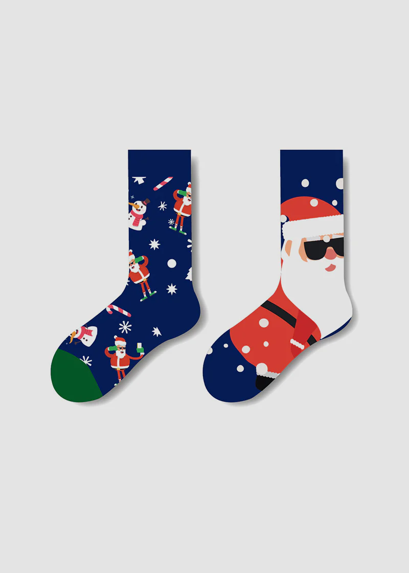 Festive Mismatched Christmas Crew Socks - 4 Pairs - Image 13