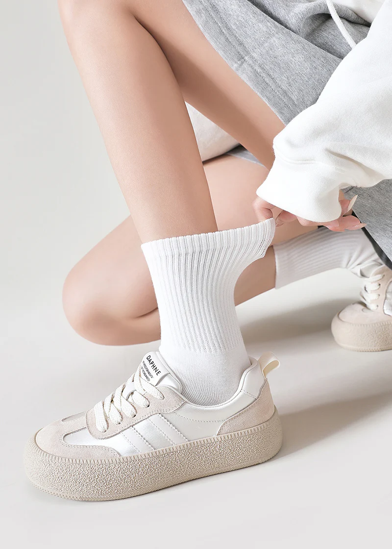 Ribbed Knit Cotton Crew Socks - Image 5
