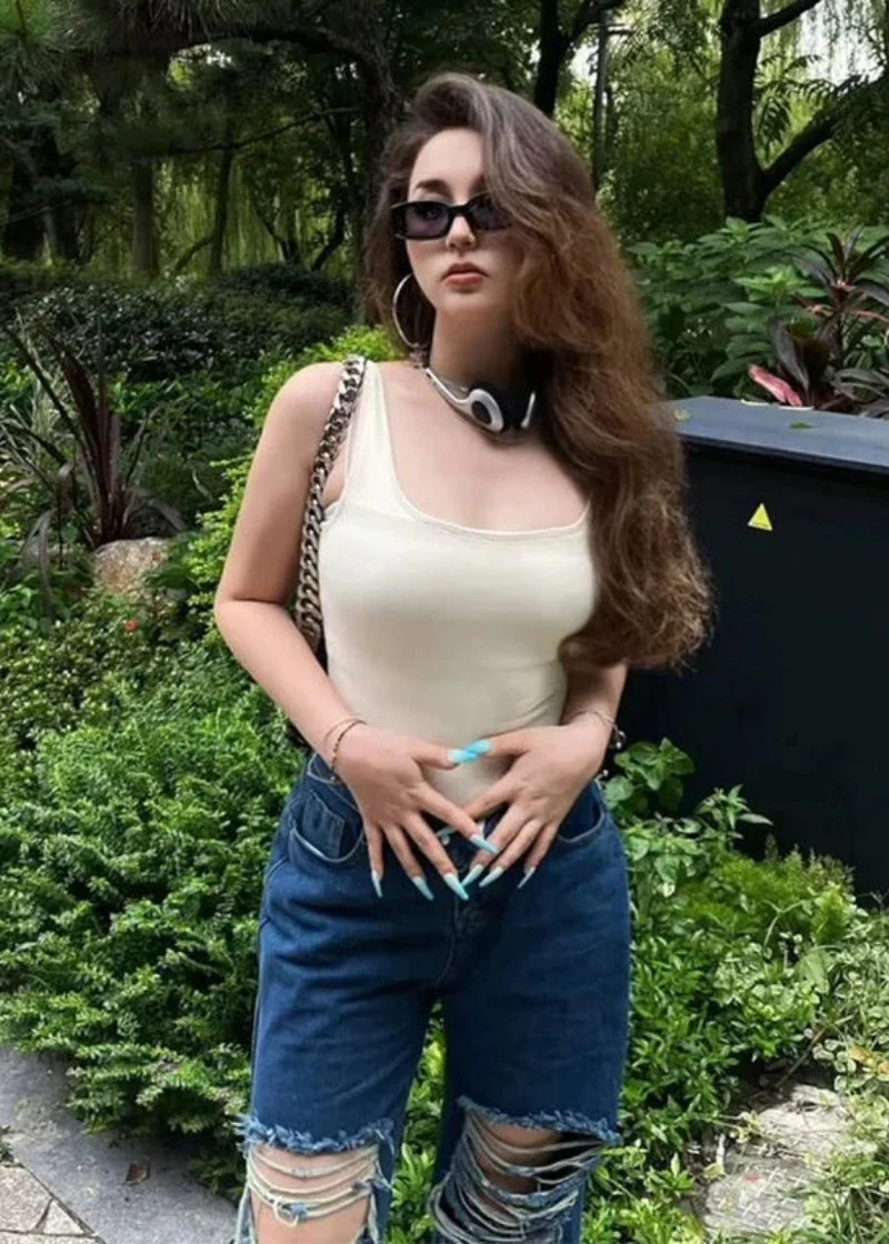 Ribbed Sleeveless Square Neck Tank Top Bodysuit - Image 4